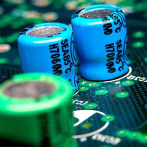 Sạc điện thoại bằng Siêu tụ điện - Charge your phone by Super Capacitor